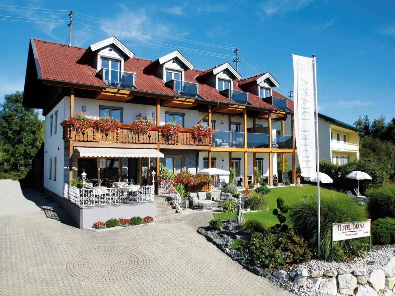 Hotel Diana Portschach am Woerthersee Exterior photo